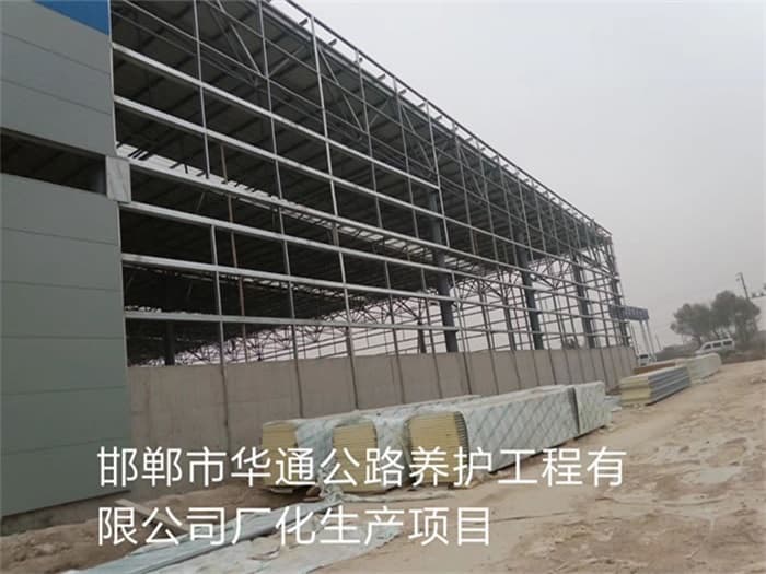 充电桩车棚网架专项,光伏并网配套网架钢结构施工 管桁架加工行业发展趋势分析